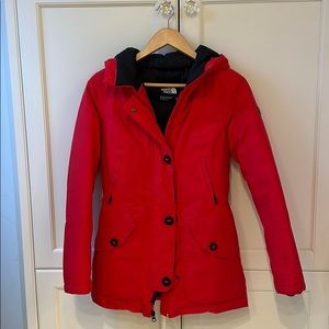 North face women’s red warm parka jacket xs